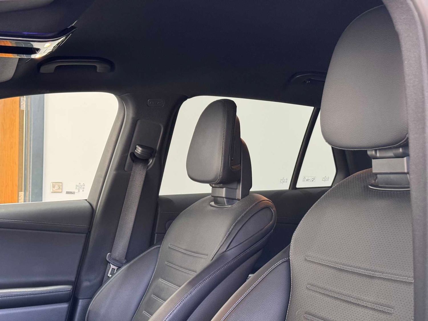 Used Mercedes-Benz GLC 2023 for sale - 77443384: Photo 15