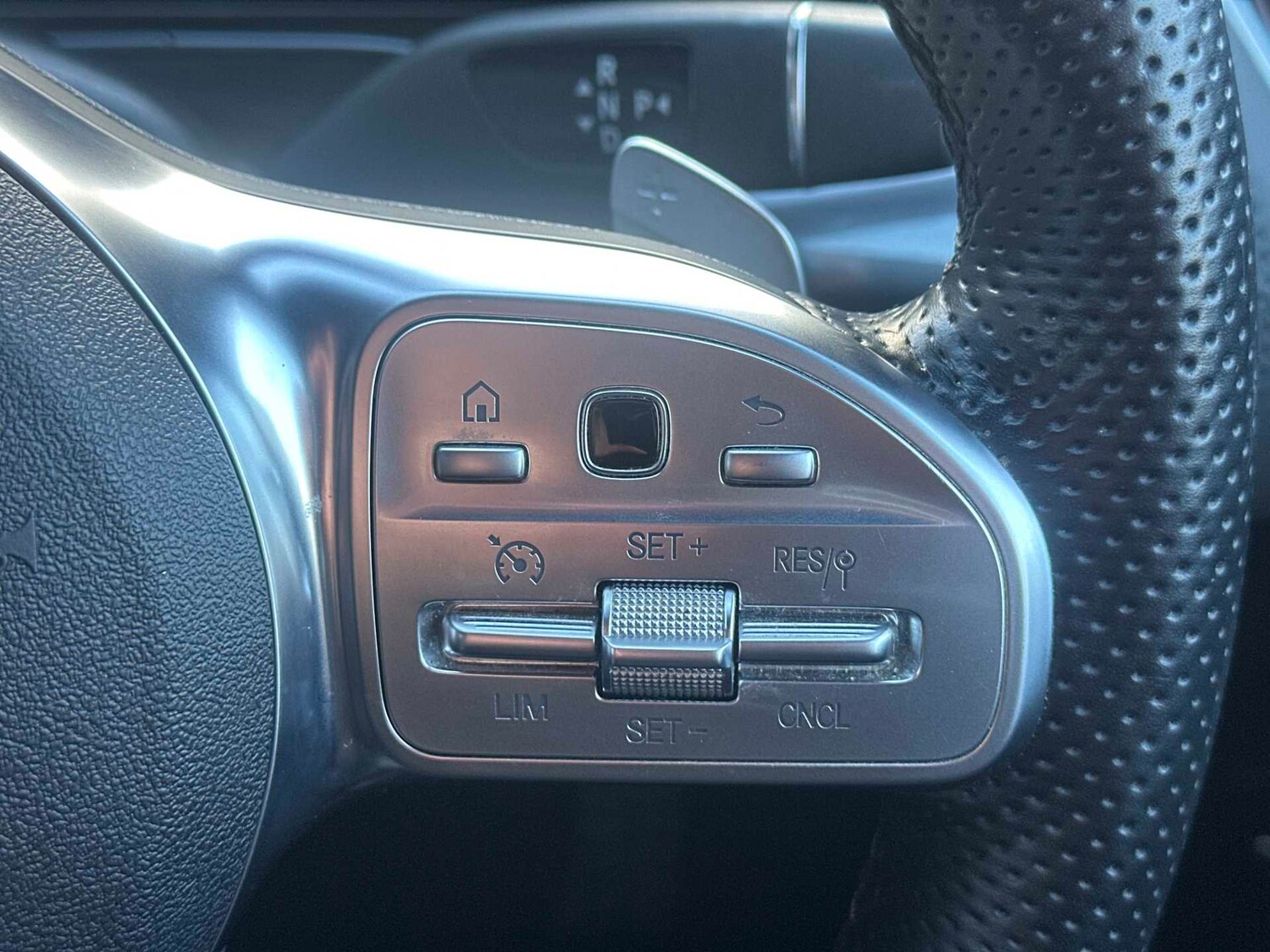 Used Mercedes-Benz EQC 2023 for sale - 77914100: Photo 24