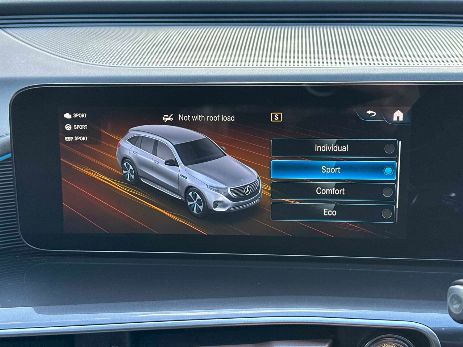 Used Mercedes-Benz EQC 2023 for sale - 77914100: Photo 32