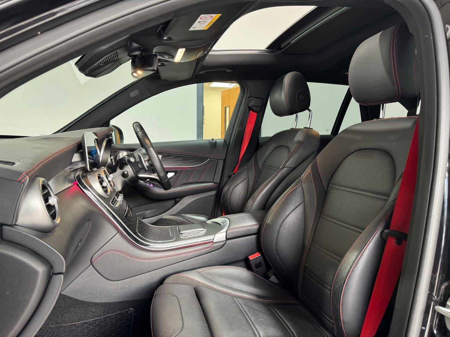 Used Mercedes-Benz GLC 2020 for sale - 76889723: Photo 15