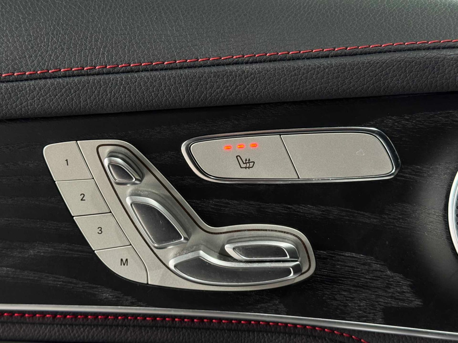 Used Mercedes-Benz GLC 2020 for sale - 76889723: Photo 18