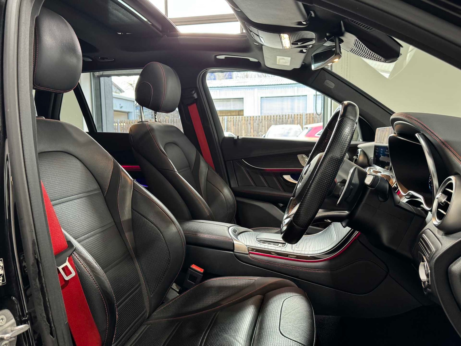 Used Mercedes-Benz GLC 2020 for sale - 76889723: Photo 28