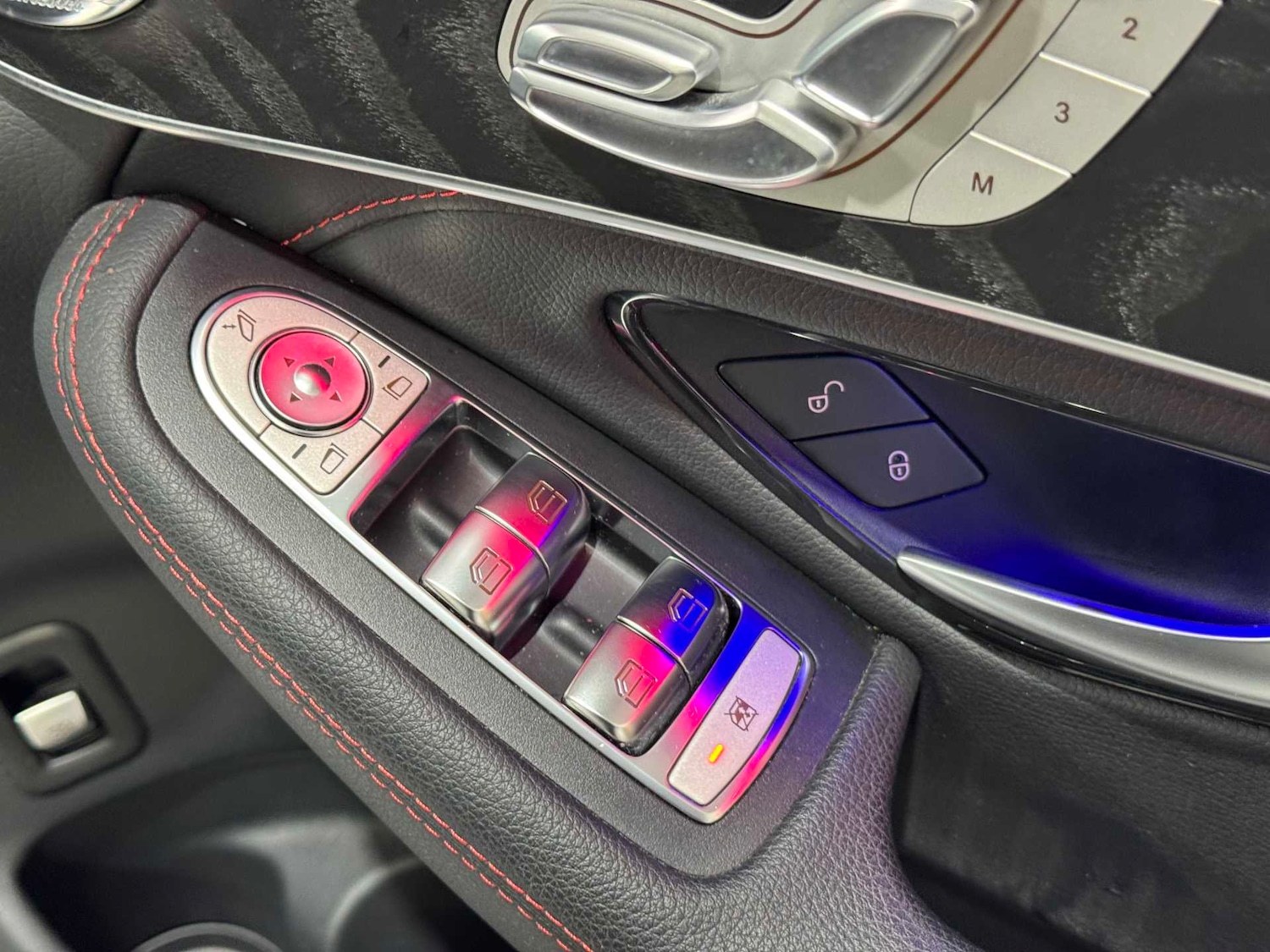 Used Mercedes-Benz GLC 2020 for sale - 76889723: Photo 31