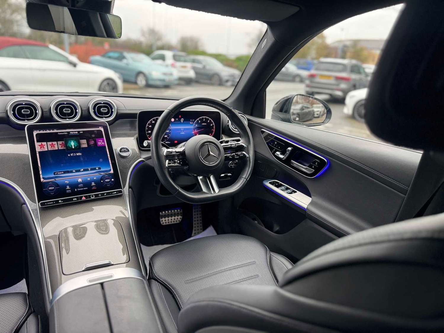 Used Mercedes-Benz GLC 2024 for sale - 77282009: Photo 30