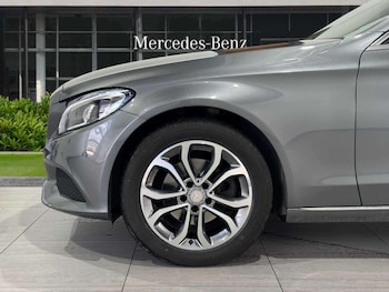 Used Mercedes-Benz C Class 2017 for sale - 76587644: Photo