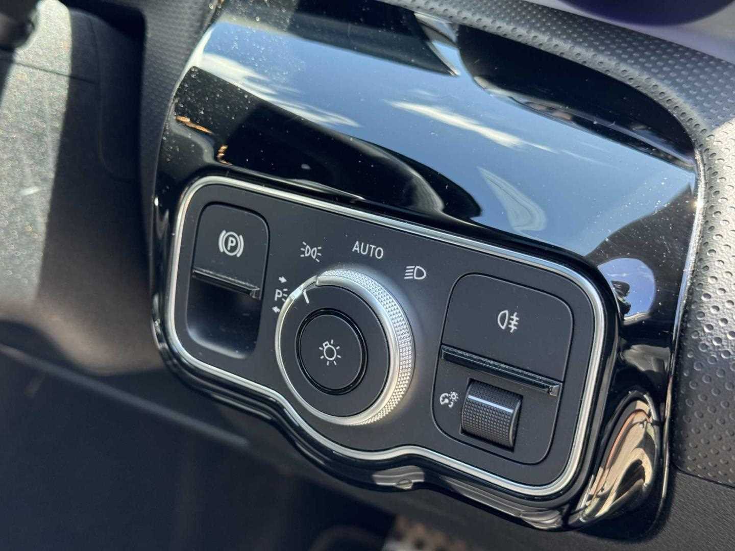 Vehicle 33