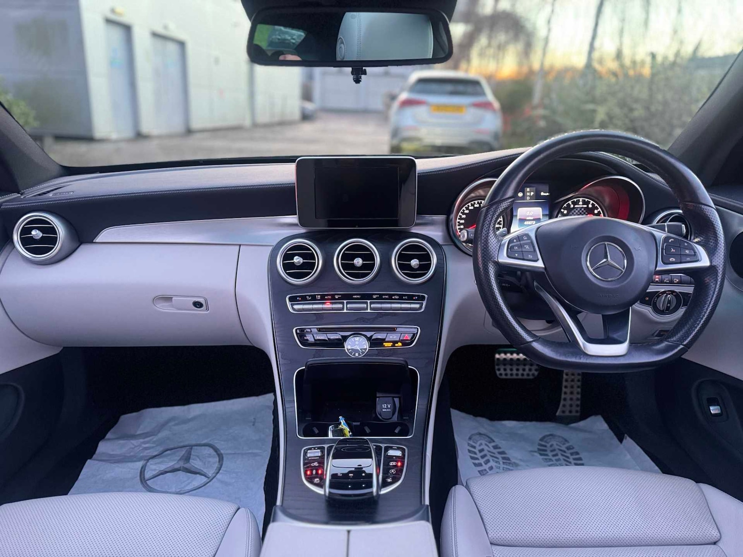 Used Mercedes-Benz C Class 2017 for sale - 77373826: Photo 23