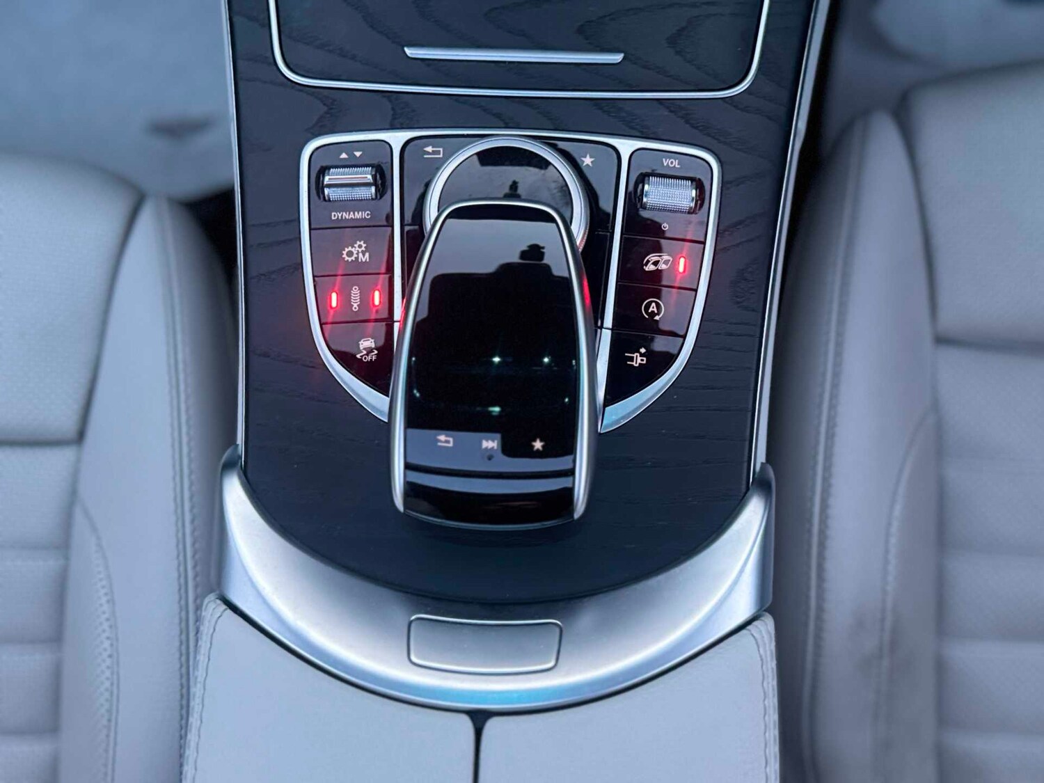 Used Mercedes-Benz C Class 2017 for sale - 77373826: Photo 31