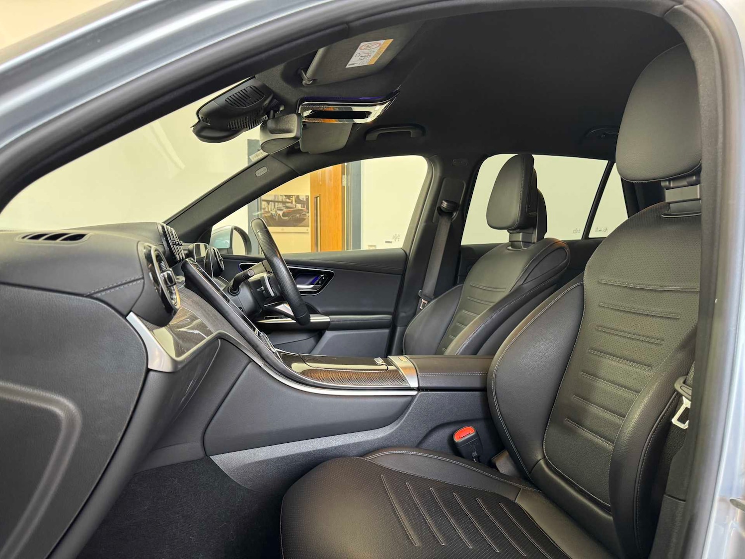 Used Mercedes-Benz GLC 2023 for sale - 76789236: Photo 14