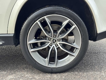 Used Mercedes-Benz GLE 2019 for sale - 76316108: Photo