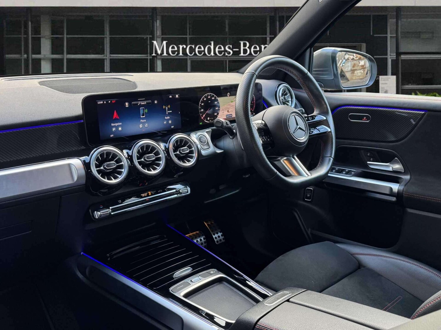 Used Mercedes-Benz GLB 2024 for sale - 76842841: Photo 20