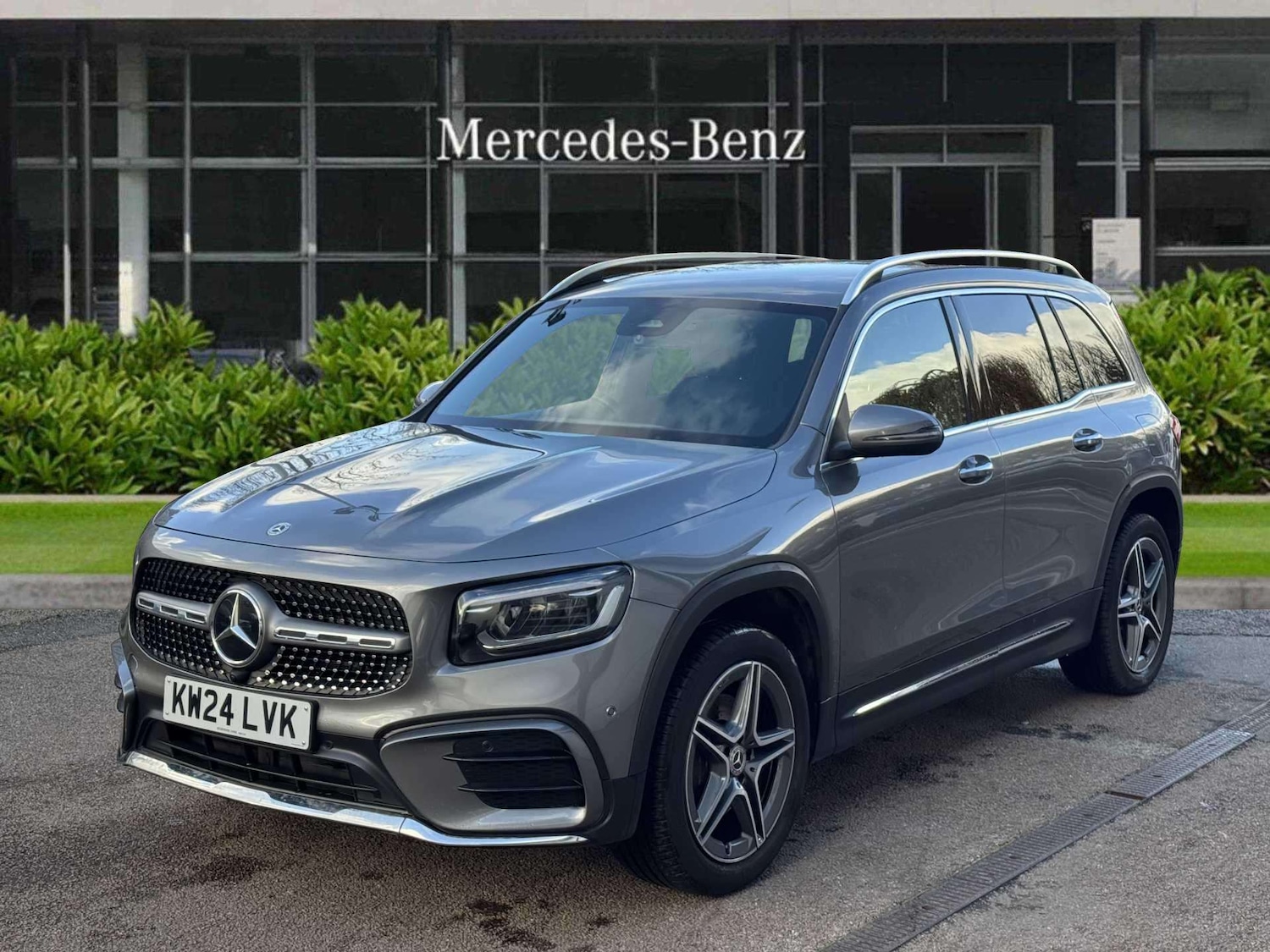 Used Mercedes-Benz GLB 2024 for sale - 76842841: Photo 3