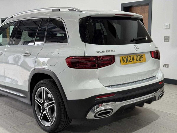 Used Mercedes-Benz GLB 2024 for sale - 75390529: Photo 10