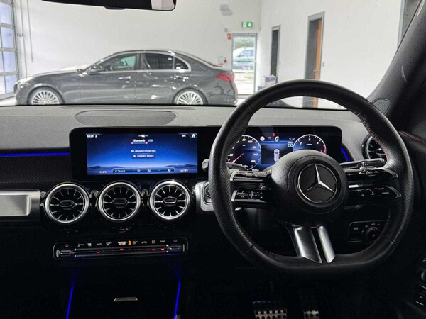 Used Mercedes-Benz GLB 2024 for sale - 75390529: Photo 30