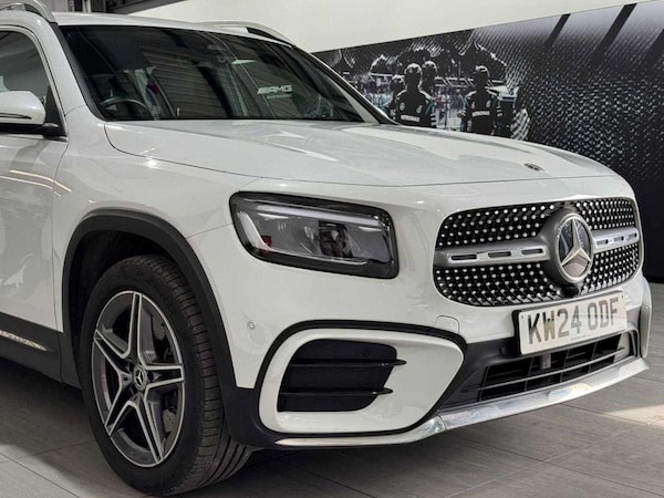 Used Mercedes-Benz GLB 2024 for sale - 75390529: Photo 3