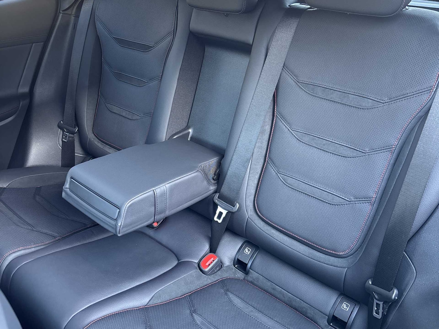 Used Mercedes-Benz GLC 2025 for sale - 77943366: Photo 22