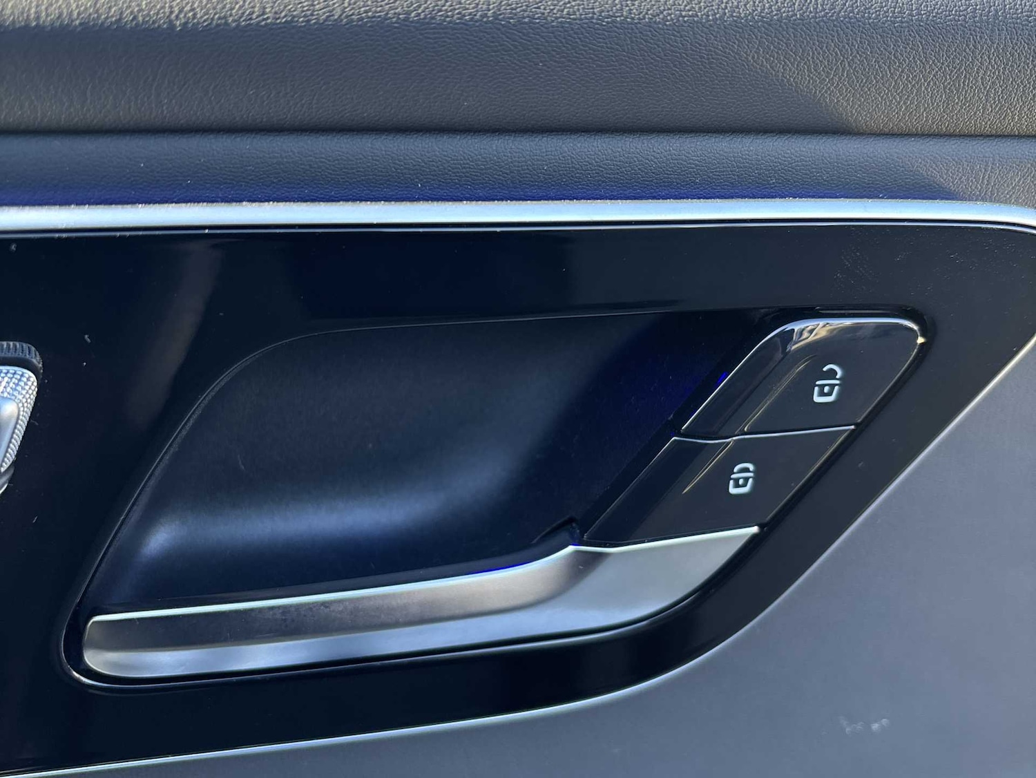 Used Mercedes-Benz GLC 2025 for sale - 77943366: Photo 32