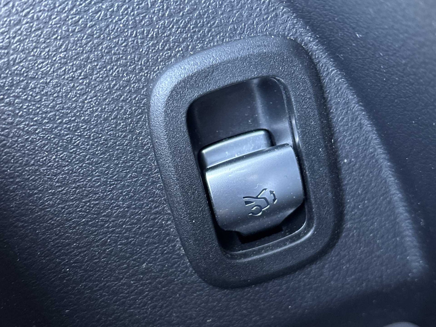 Used Mercedes-Benz GLC 2025 for sale - 77943366: Photo 35