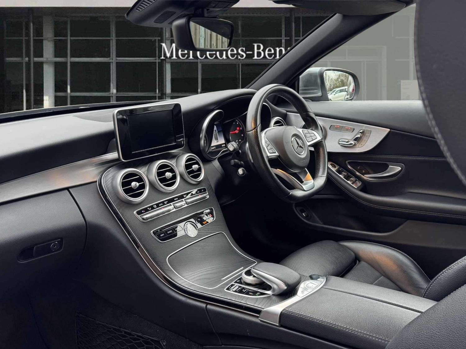 Used Mercedes-Benz C Class 2018 for sale - 76789183: Photo 18