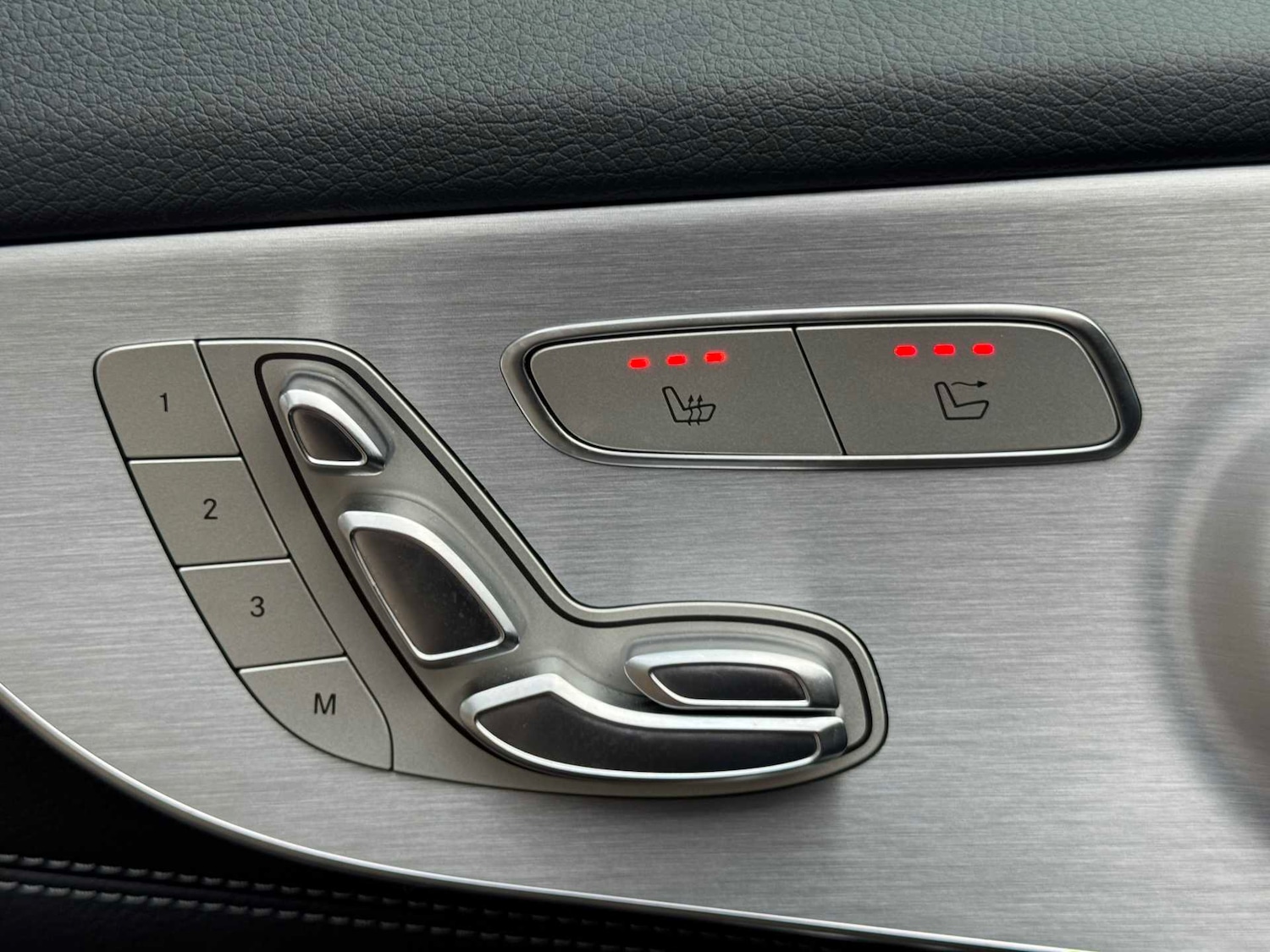 Used Mercedes-Benz C Class 2018 for sale - 76789183: Photo 19