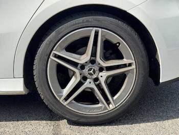Used Mercedes-Benz A-Class 2019 for sale - 75452798: Photo
