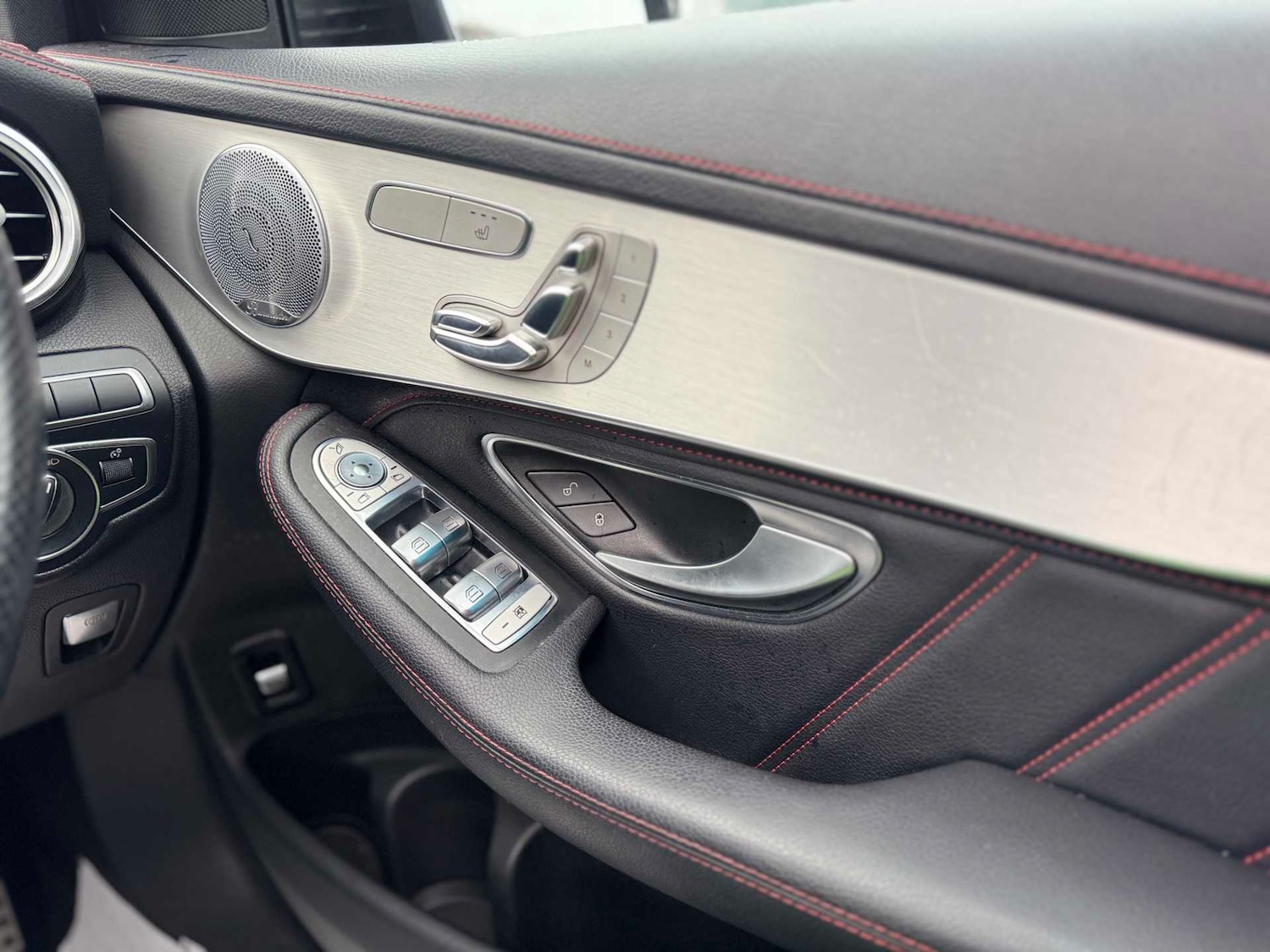 Used Mercedes-Benz GLC 2017 for sale - 77270116: Photo 33