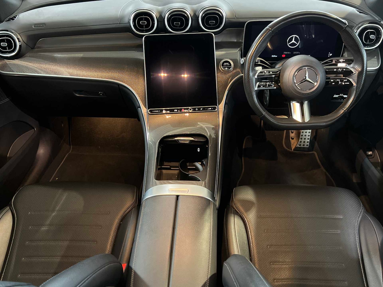 Used Mercedes-Benz GLC 2023 for sale - 77698851: Photo 3