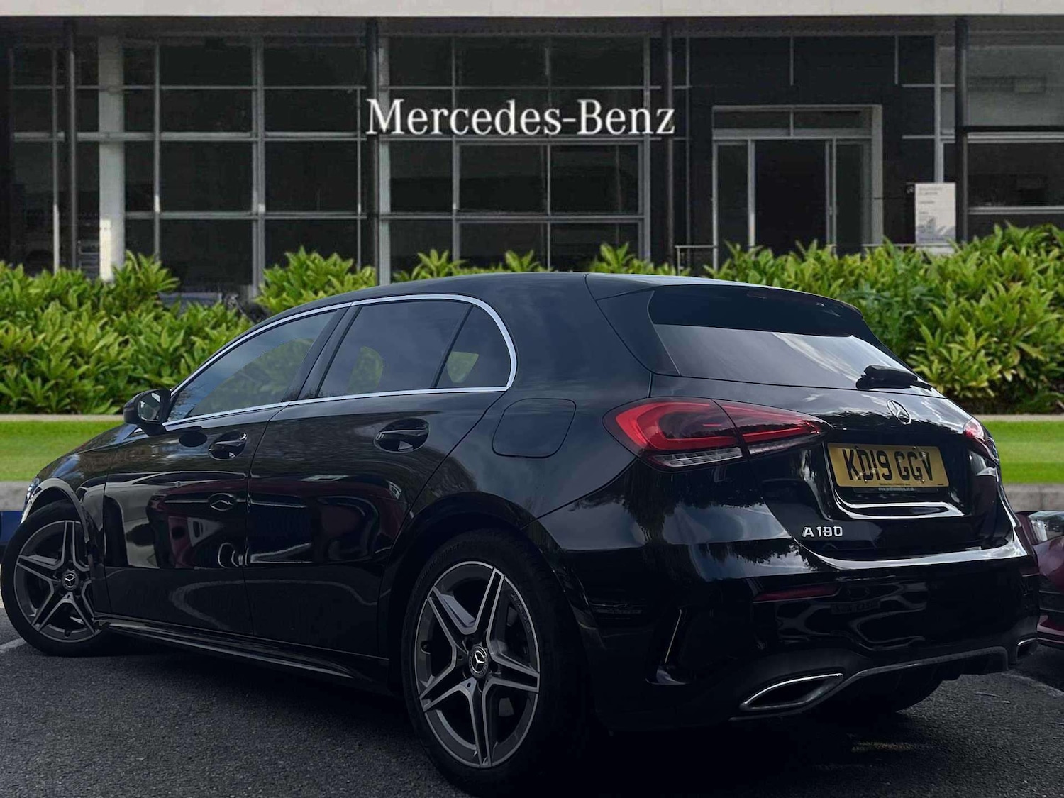 Used Mercedes-Benz A-Class 2019 for sale - 76390732: Photo 2