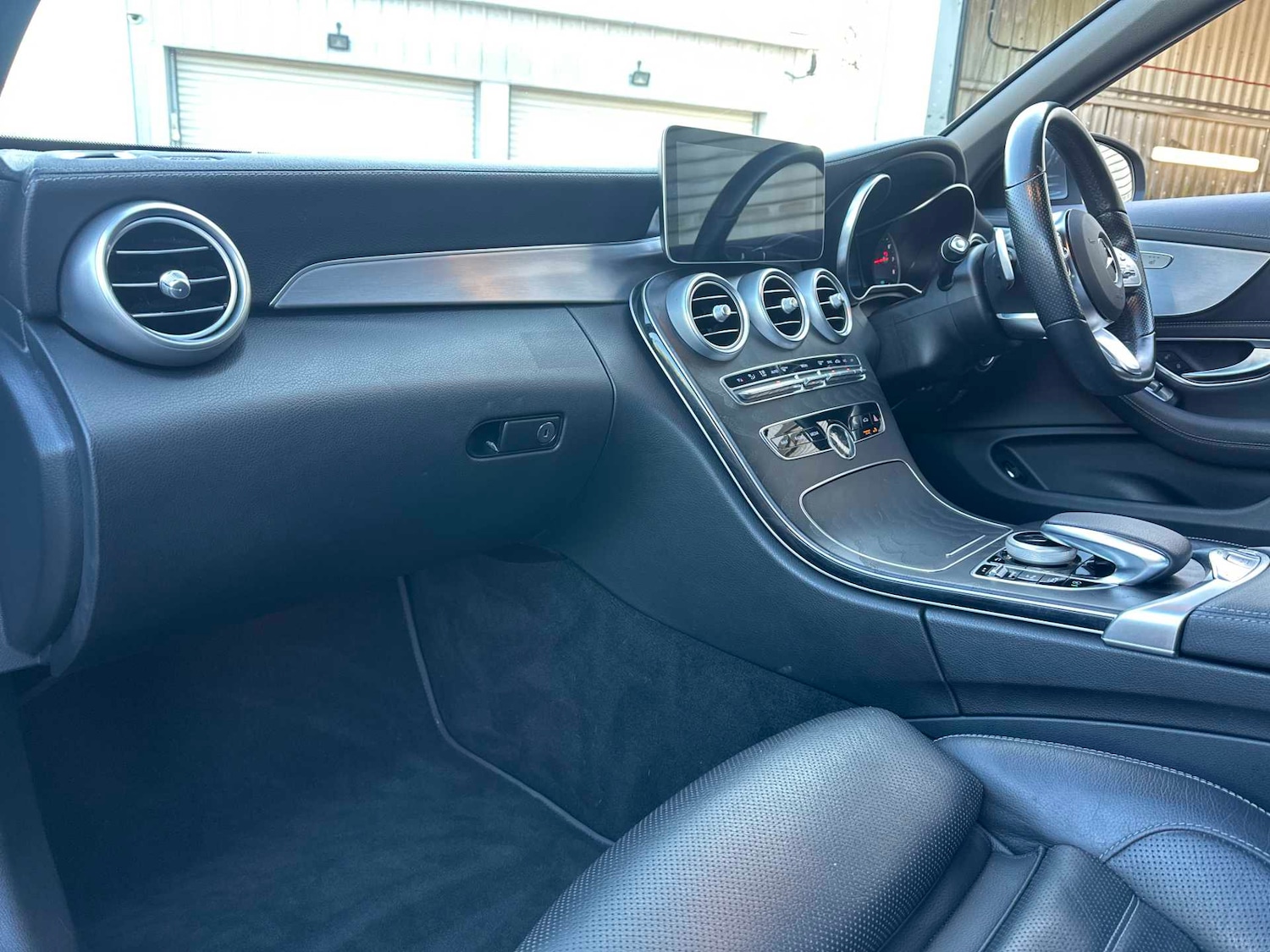 Used Mercedes-Benz C Class 2021 for sale - 76943474: Photo 14