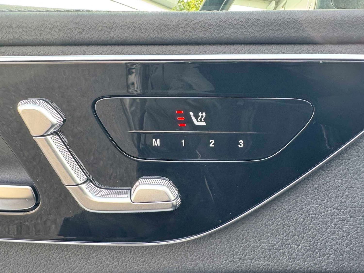 Used Mercedes-Benz C Class 2025 for sale - 76460091: Photo 21