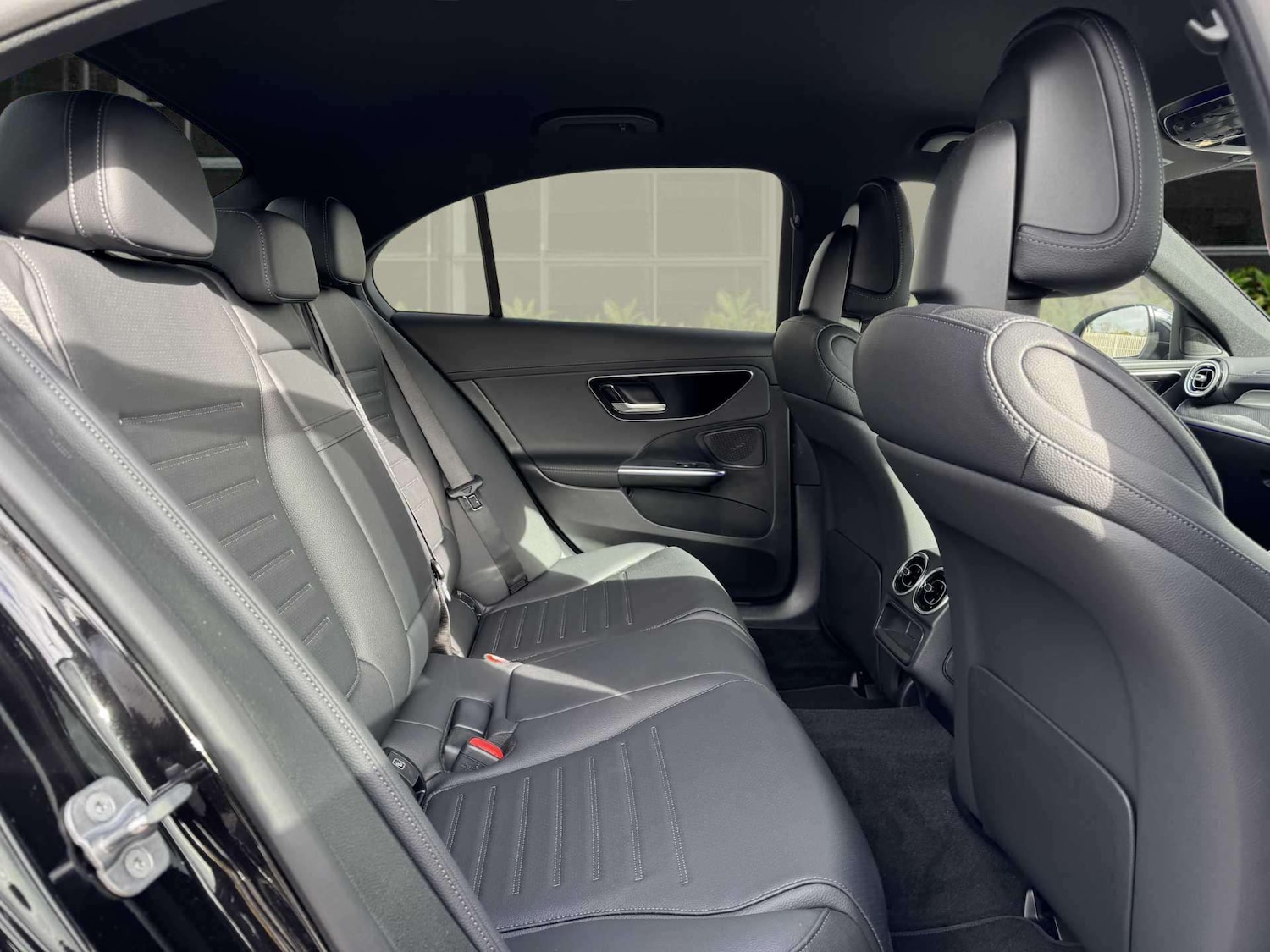 Used Mercedes-Benz C Class 2025 for sale - 76460091: Photo 25