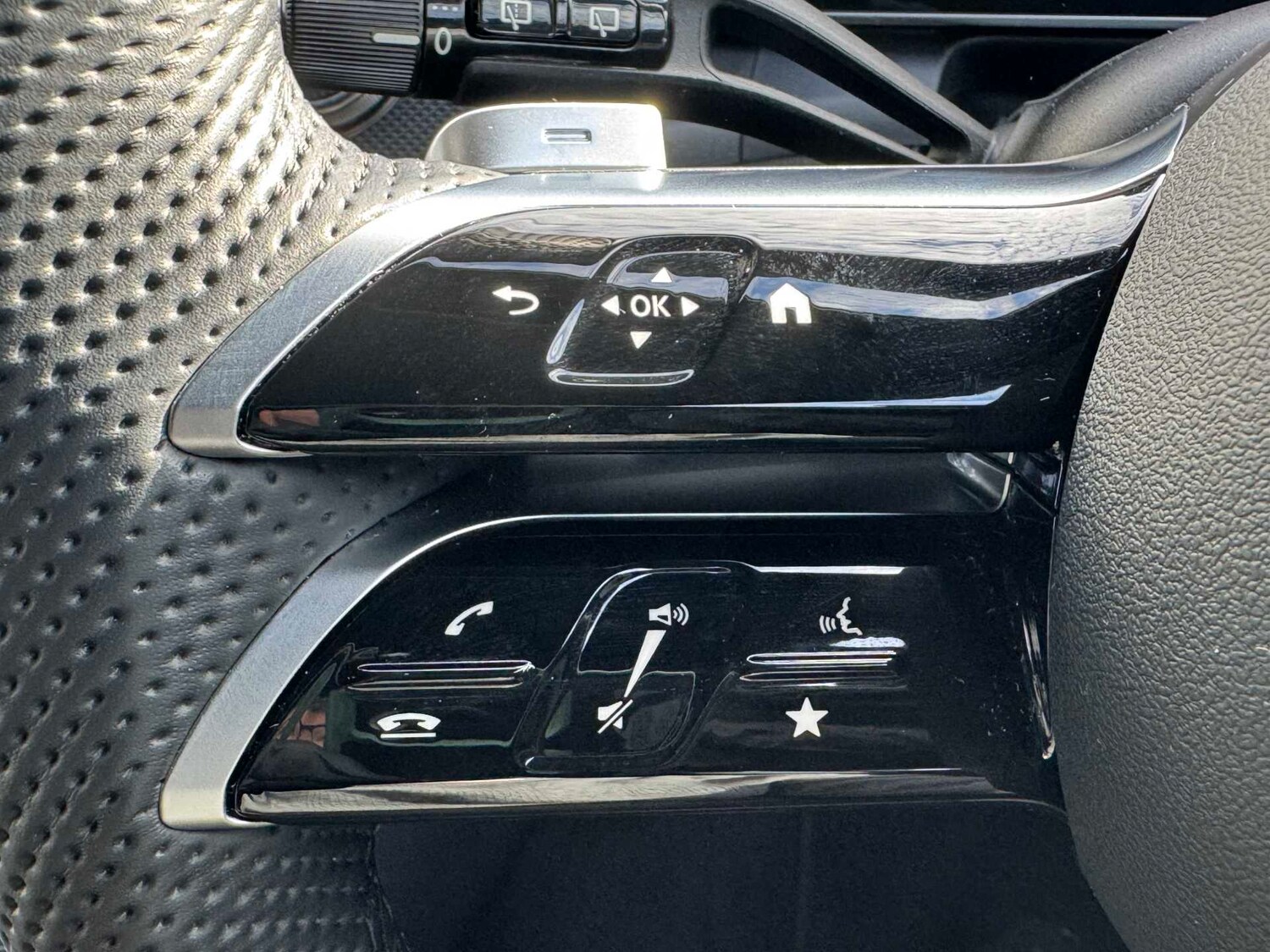 Used Mercedes-Benz GLC 2025 for sale - 76460074: Photo 31