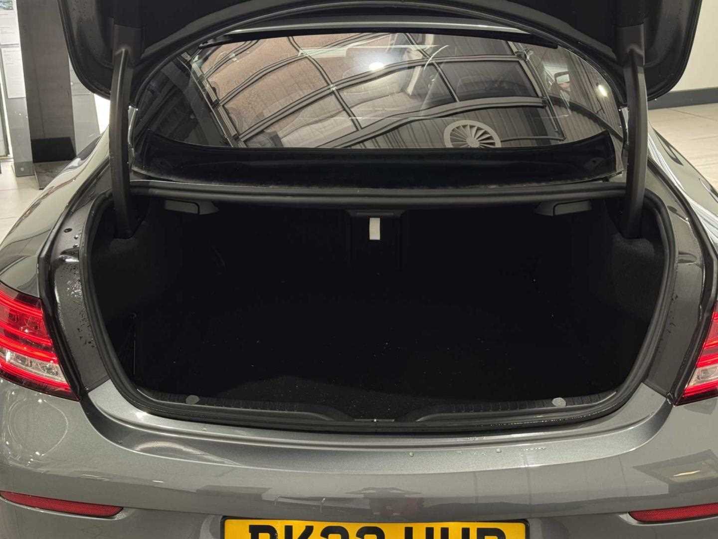 Used Mercedes-Benz C Class 2023 for sale - 76692172: Photo 21