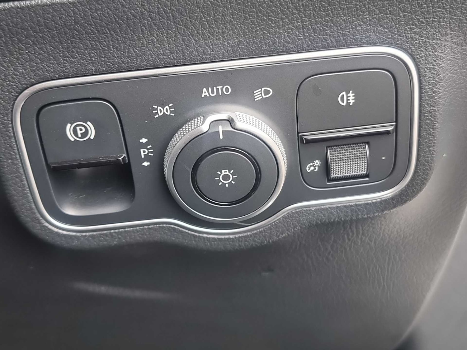 Used Mercedes-Benz EQA 2024 for sale - 78208867: Photo 32