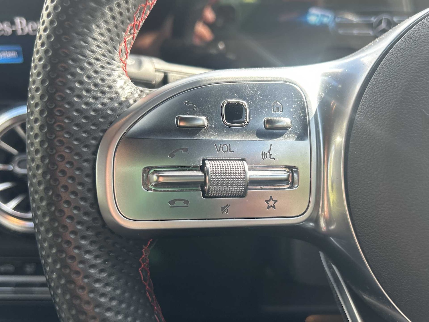 Used Mercedes-Benz GLB 2022 for sale - 75868914: Photo 31