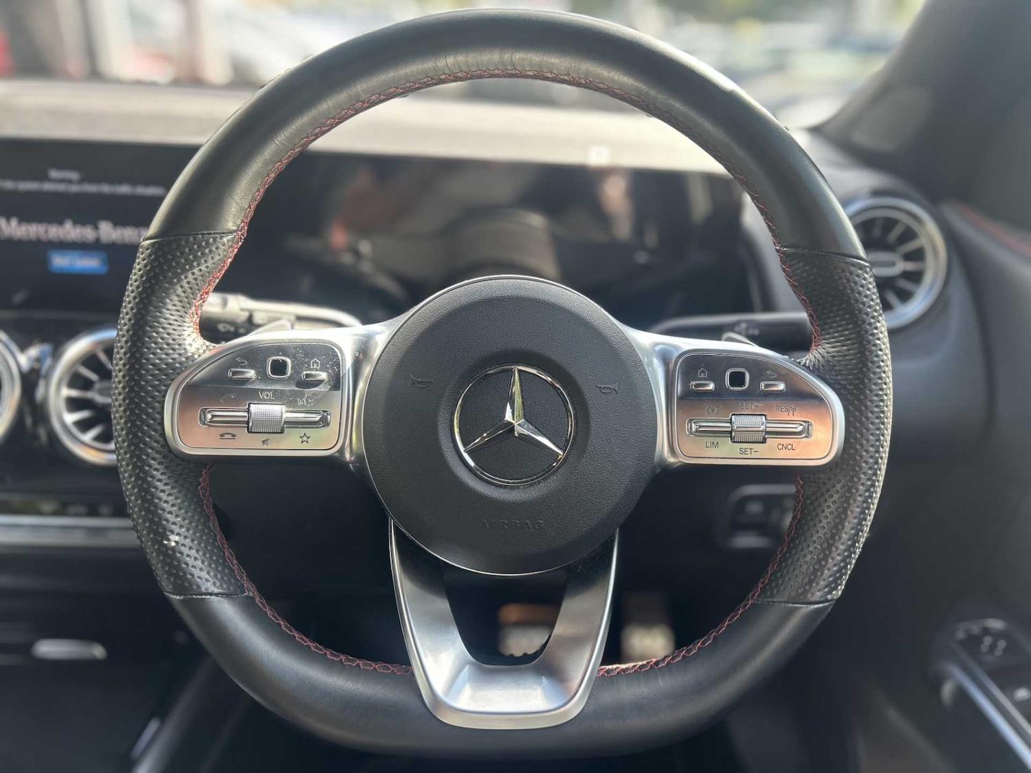 Used Mercedes-Benz GLB 2022 for sale - 75868914: Photo 33