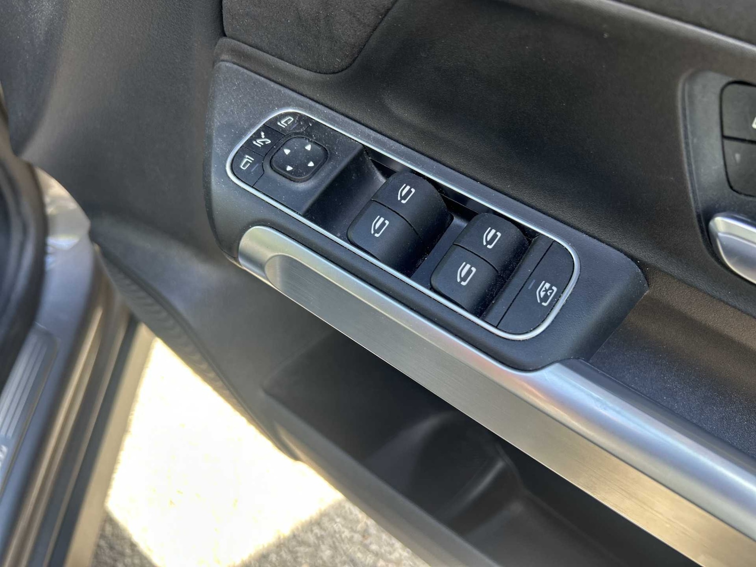 Used Mercedes-Benz GLB 2022 for sale - 75868914: Photo 34