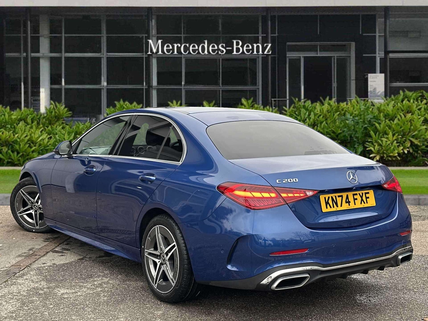 Used Mercedes-Benz C Class 2024 for sale - 76916024: Photo 2