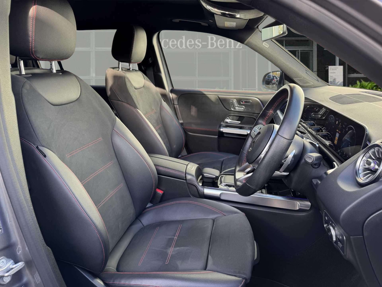 Used Mercedes-Benz GLB 2020 for sale - 76745967: Photo 29