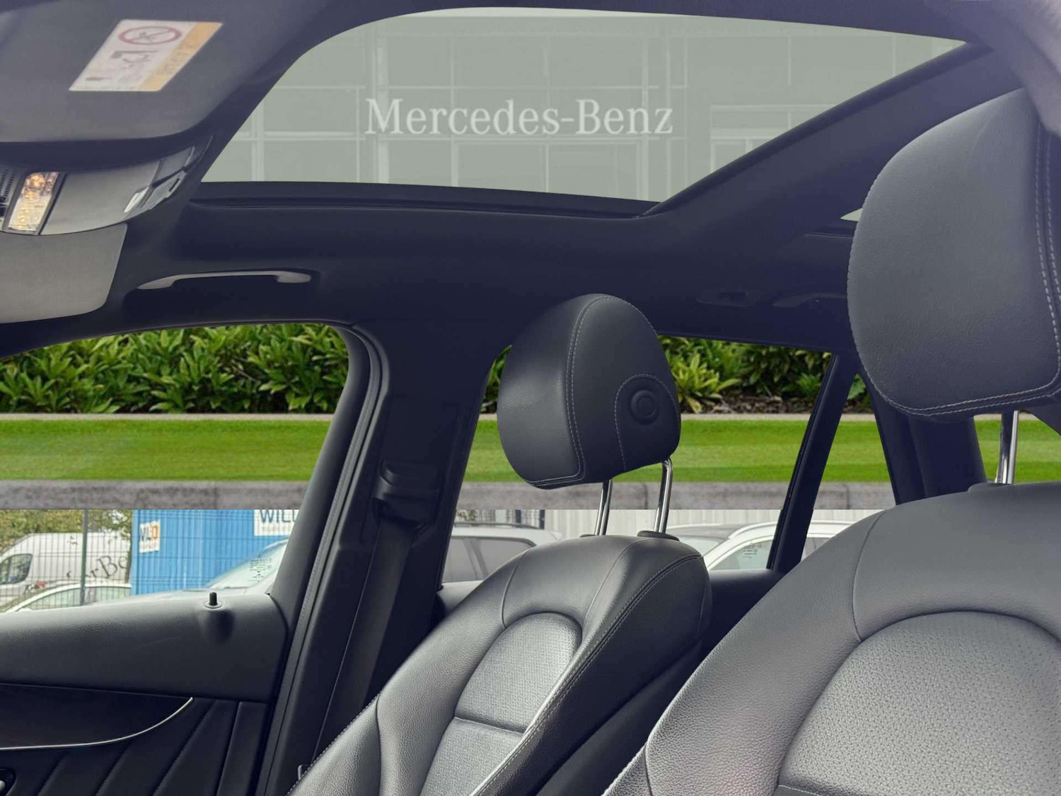 Used Mercedes-Benz GLC 2018 for sale - 76141772: Photo 18