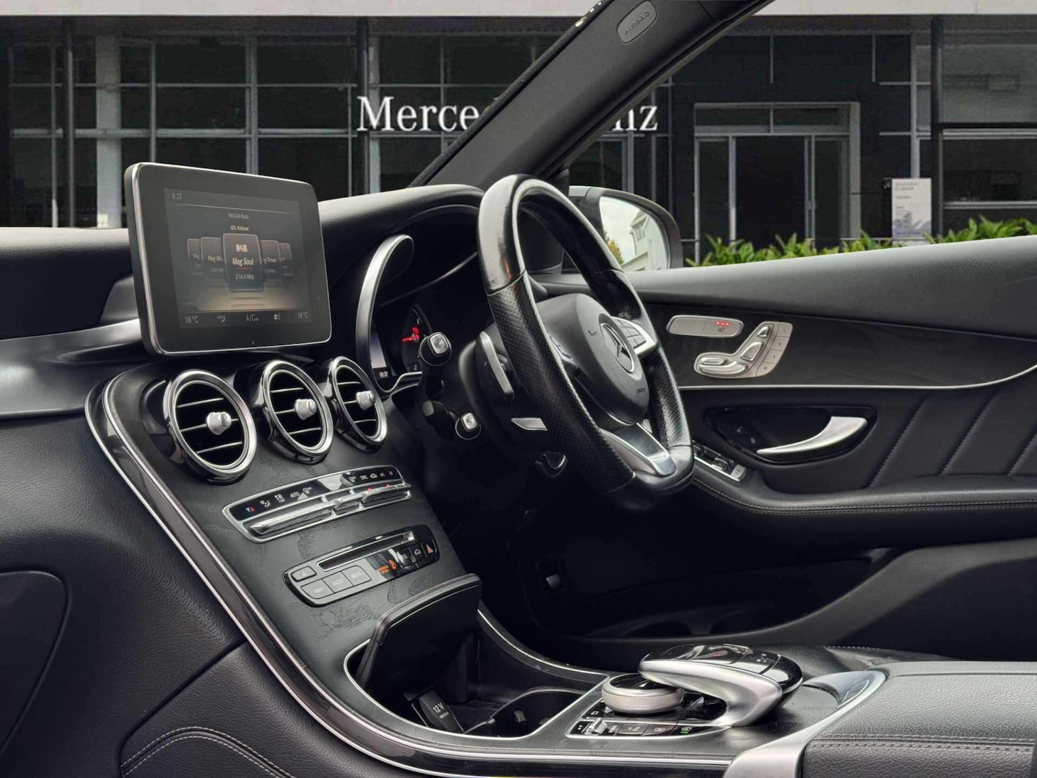 Used Mercedes-Benz GLC 2018 for sale - 76141772: Photo 19