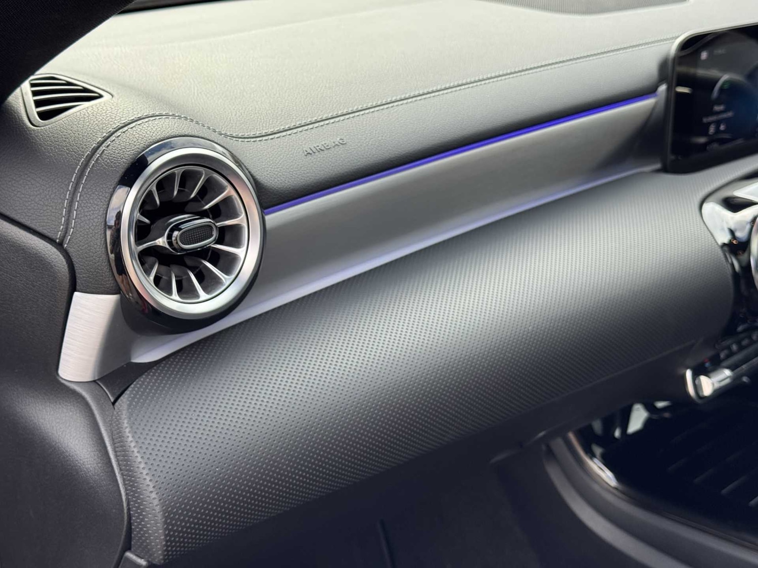 Used Mercedes-Benz CLA 2022 for sale - 77076422: Photo 22