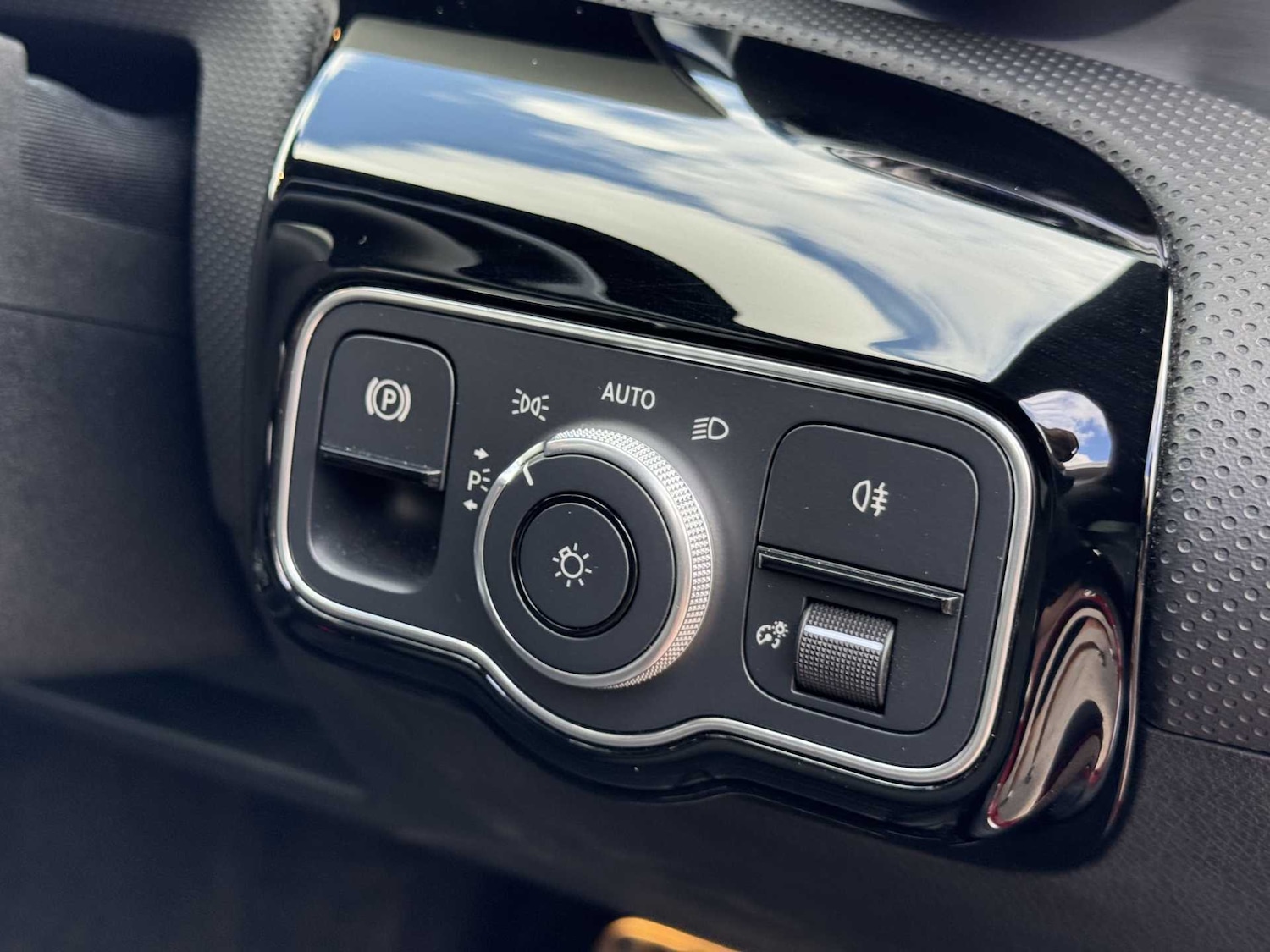 Used Mercedes-Benz CLA 2022 for sale - 77076422: Photo 34