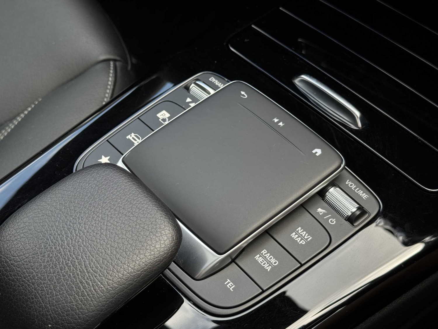 Used Mercedes-Benz CLA 2022 for sale - 77076422: Photo 35