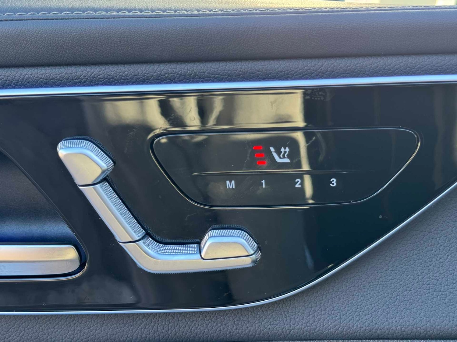 Used Mercedes-Benz GLC 2024 for sale - 76955212: Photo 18