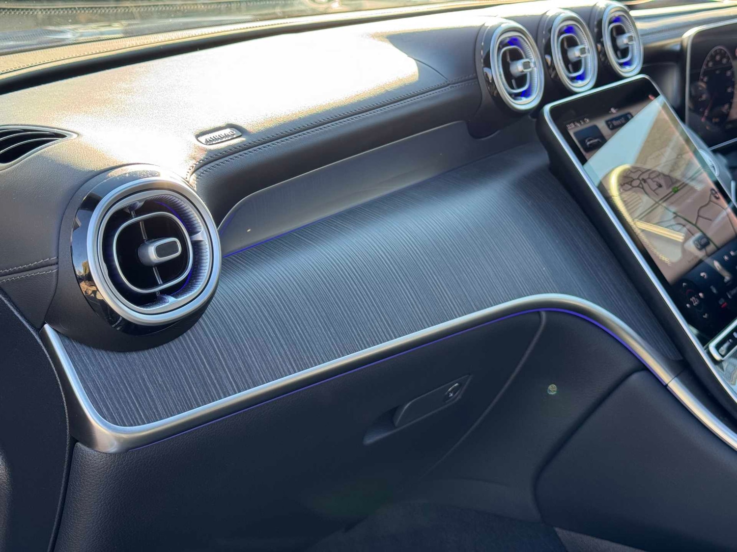 Used Mercedes-Benz GLC 2024 for sale - 76955212: Photo 19