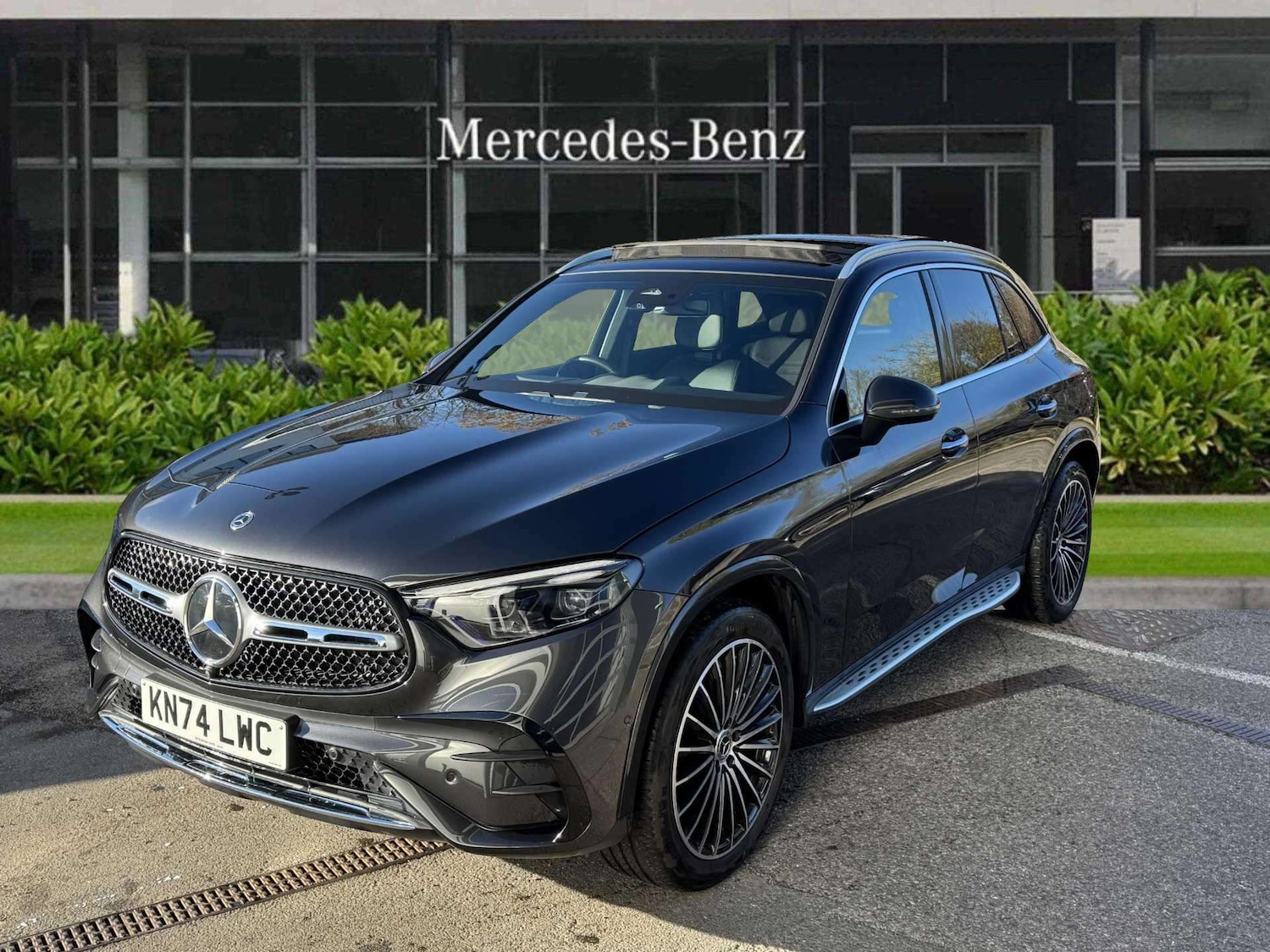 Used Mercedes-Benz GLC 2024 for sale - 76955212: Photo 3