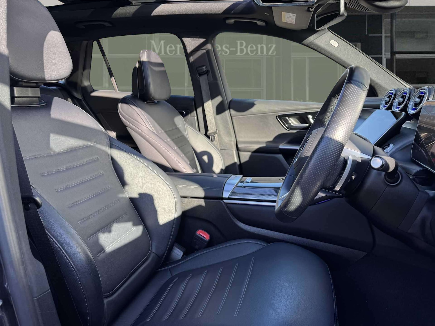 Used Mercedes-Benz GLC 2024 for sale - 76955212: Photo 30