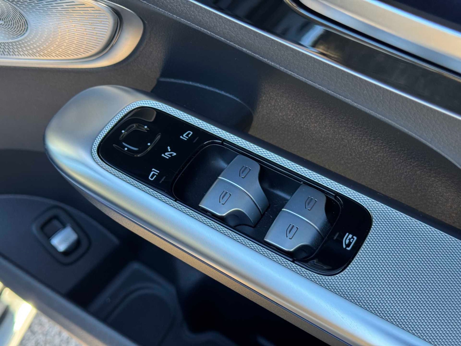 Used Mercedes-Benz GLC 2024 for sale - 76955212: Photo 33