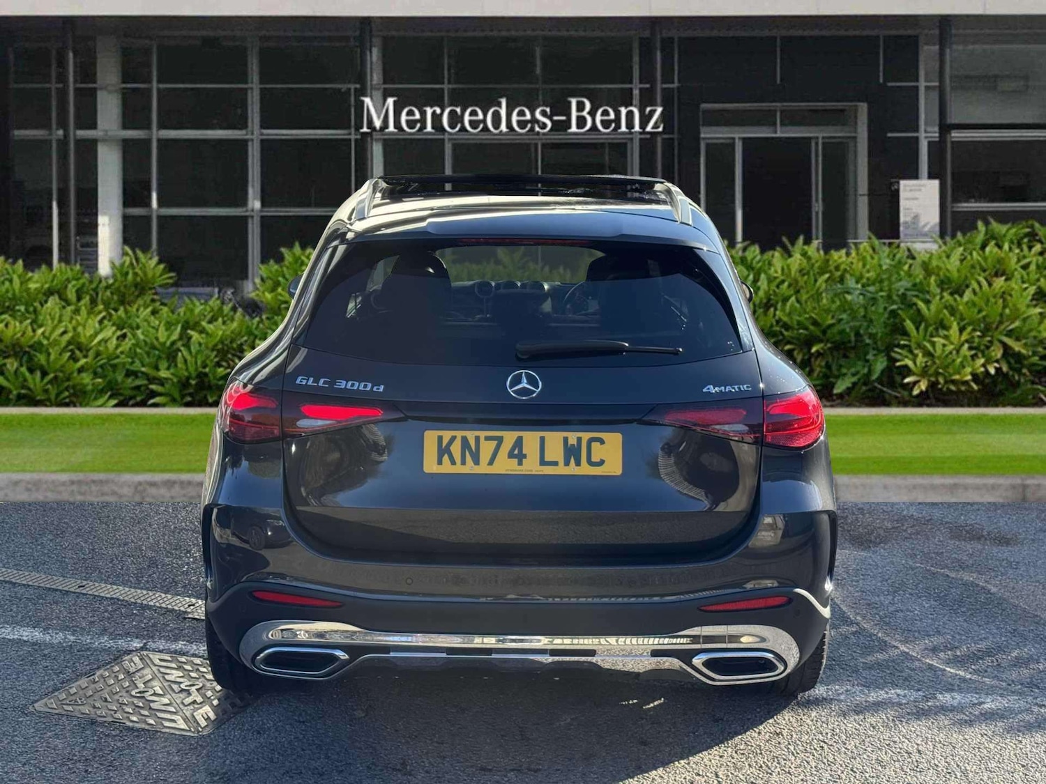 Used Mercedes-Benz GLC 2024 for sale - 76955212: Photo 9